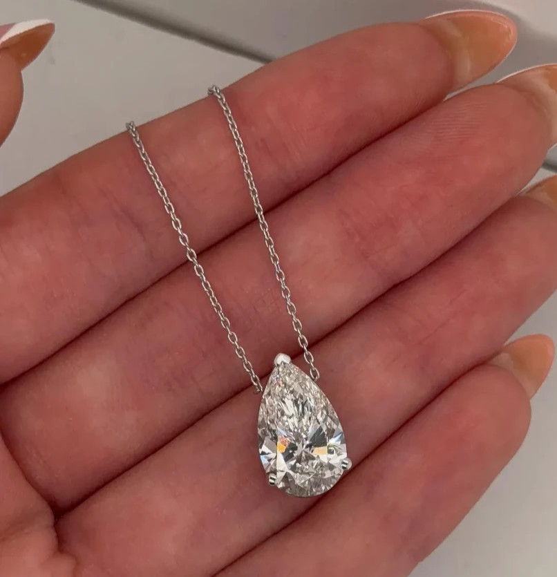 IGI Pear-Cut 5.00Ct EF/VS1 Lab Grown Diamond Necklace& Pendant 14k White Gold