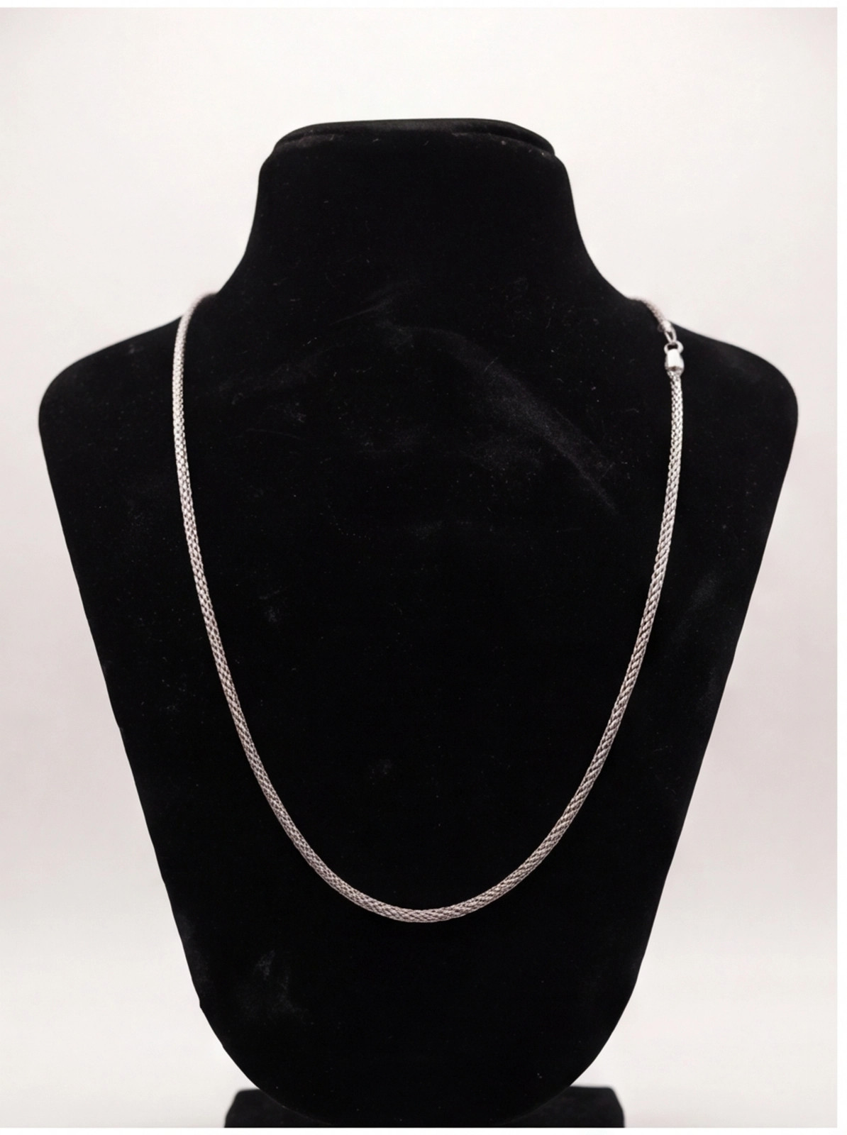 21 in Length Italian Franco Design Chain In 18K Solid White Plain Gold