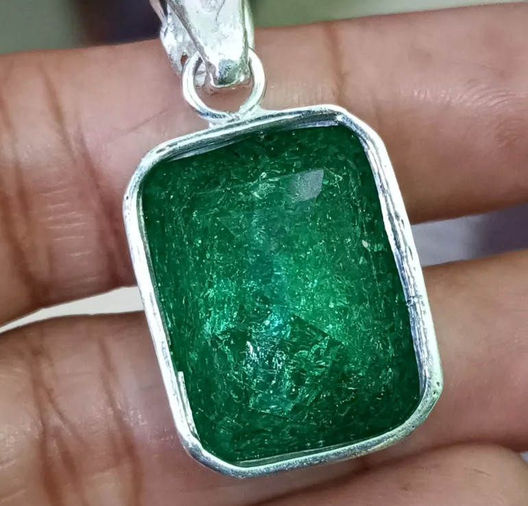 Natural Certified 75 Ct Green Emerald Loose Gemstone 925 Solid Silver Pendant