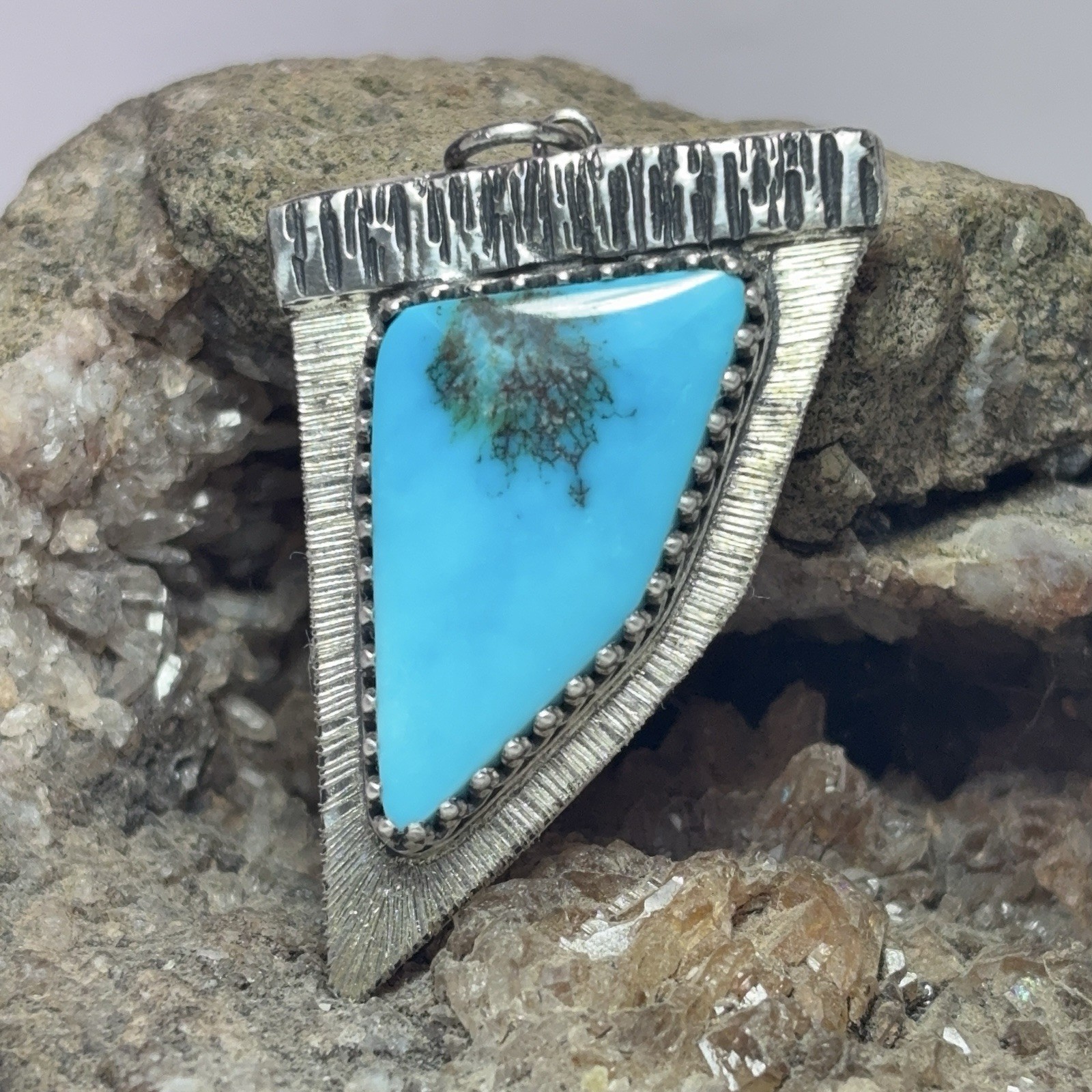 28 Ct Tw Natural High Grade Egyptian Turquoise 925 Sterling Silver Gem Pendant
