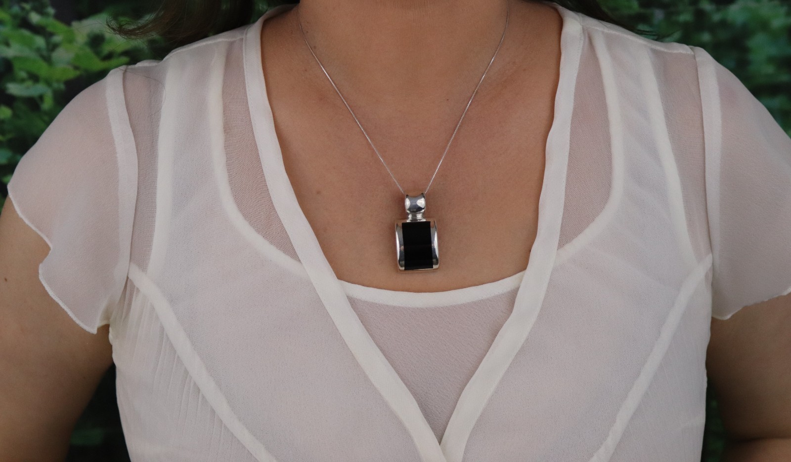 Sterling Silver Black Onyx Pendant Vintage Mexico 1 1/2″ x 3/4″ inch