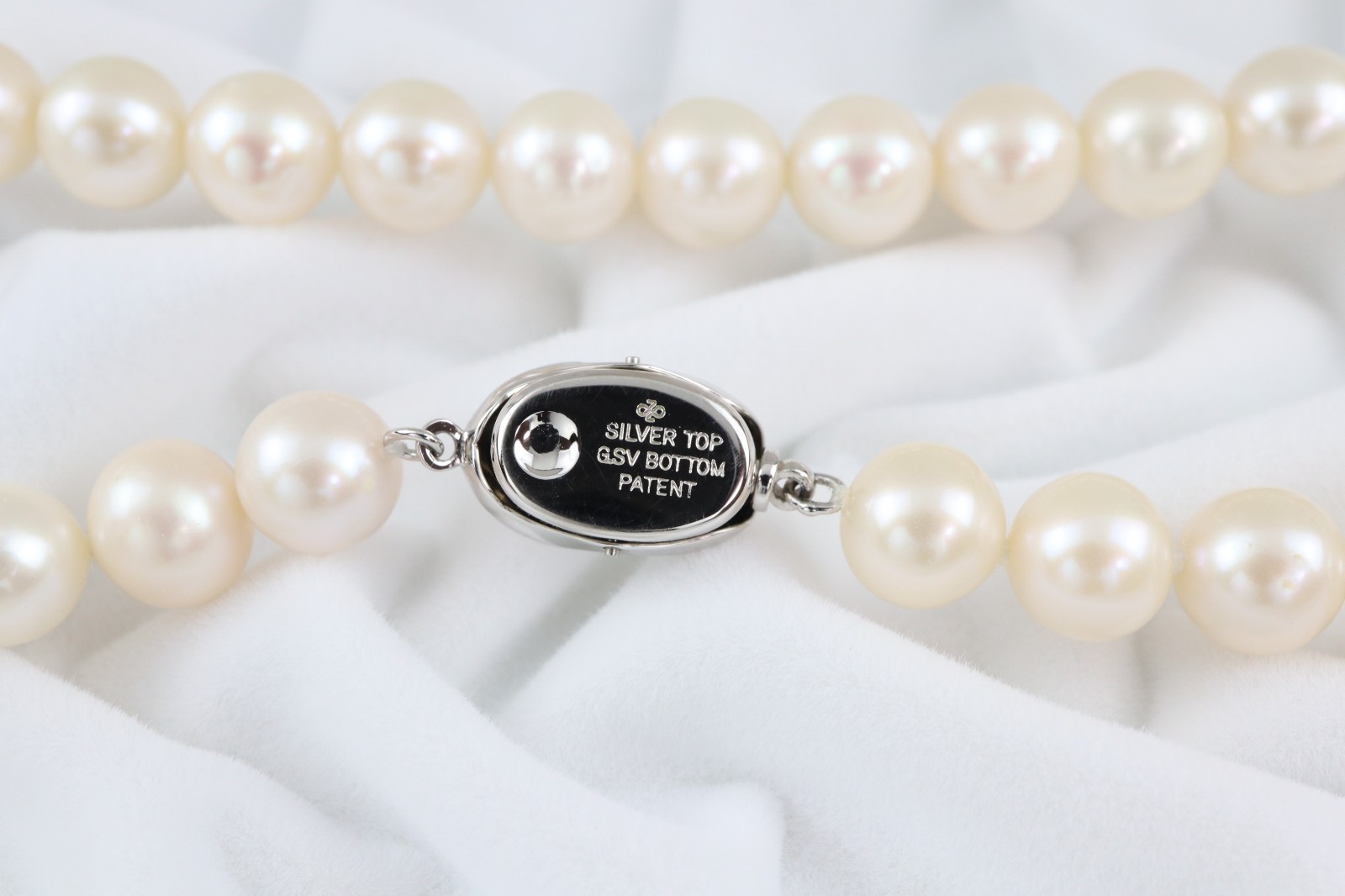 Jewelry Maki Japan Akoya Pearl Strand Necklace 7.9-8.4mm 18″ w/Silver 925 Clasp