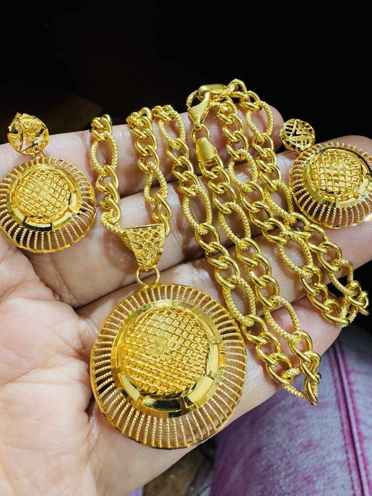 22C 22K 916 Real Dubai Gold Round Women Earring Set Necklace 18” Long 21.5g 6mm