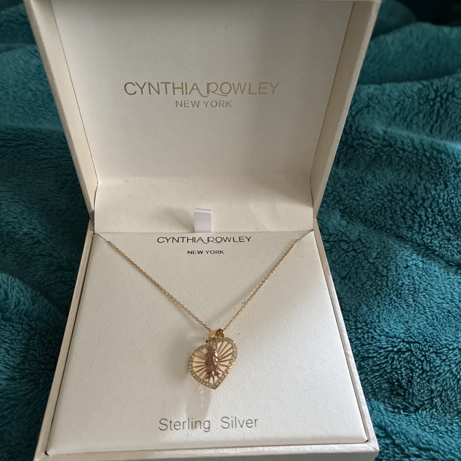 Cynthia Rowley Sterling Silver Radiating Female Necklace New