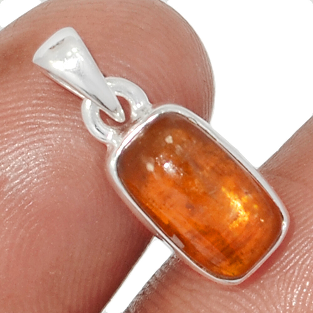 Natural Orange Kyanite – India 925 Sterling Silver Pendant Jewelry CP65555