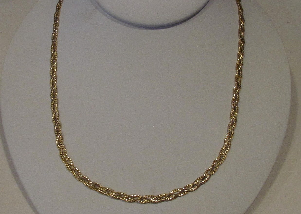 STUNNING! VTG 14K Yellow Gold Filled Diamond Cut Braided Chain Necklace 18”