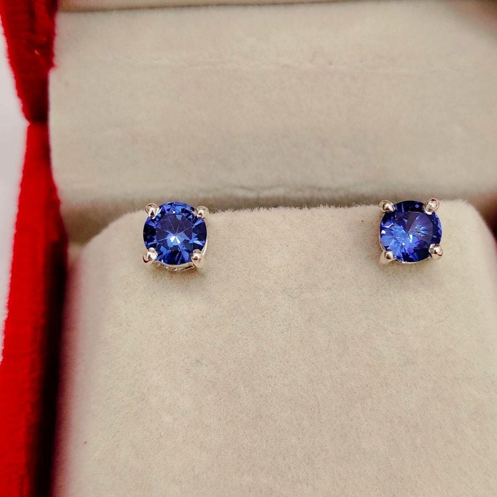 7×7 MM 1 Pair Certified Natural Blue Sapphire 925 Silver Earrings Loose Gemstone