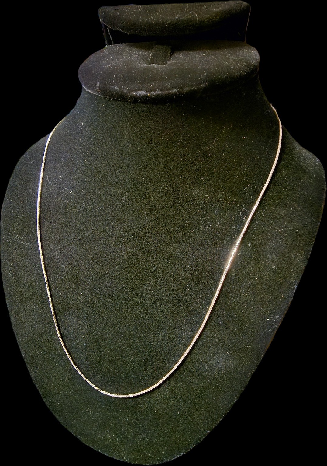 ITALY 925 Sterling Silver Signed Box Chain Necklace, Spring Ring Clasp, No Stone