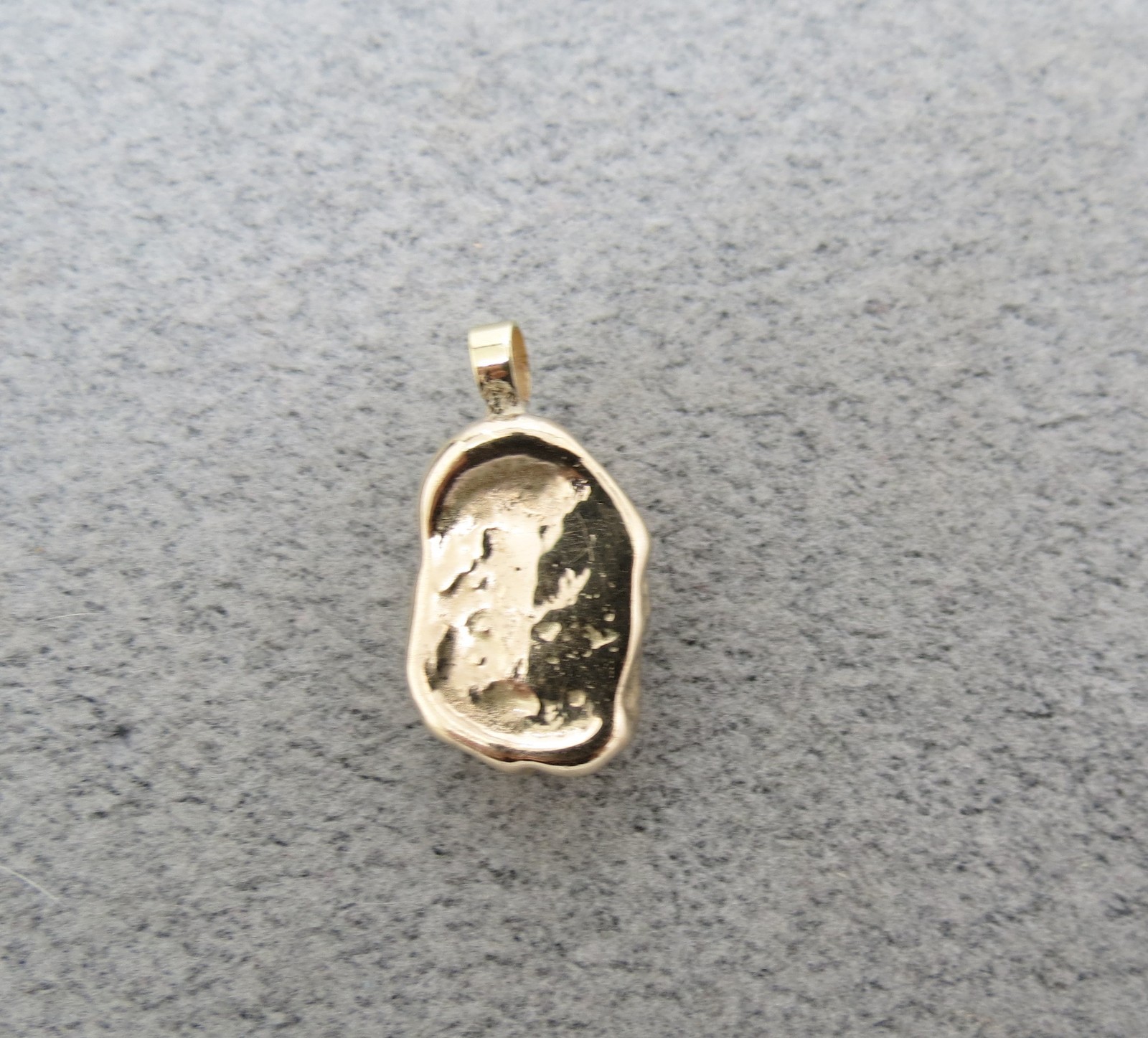 Antique Custom Jeweler Made 10K Yellow Gold Nugget Pendant from Class Ring 9.04g