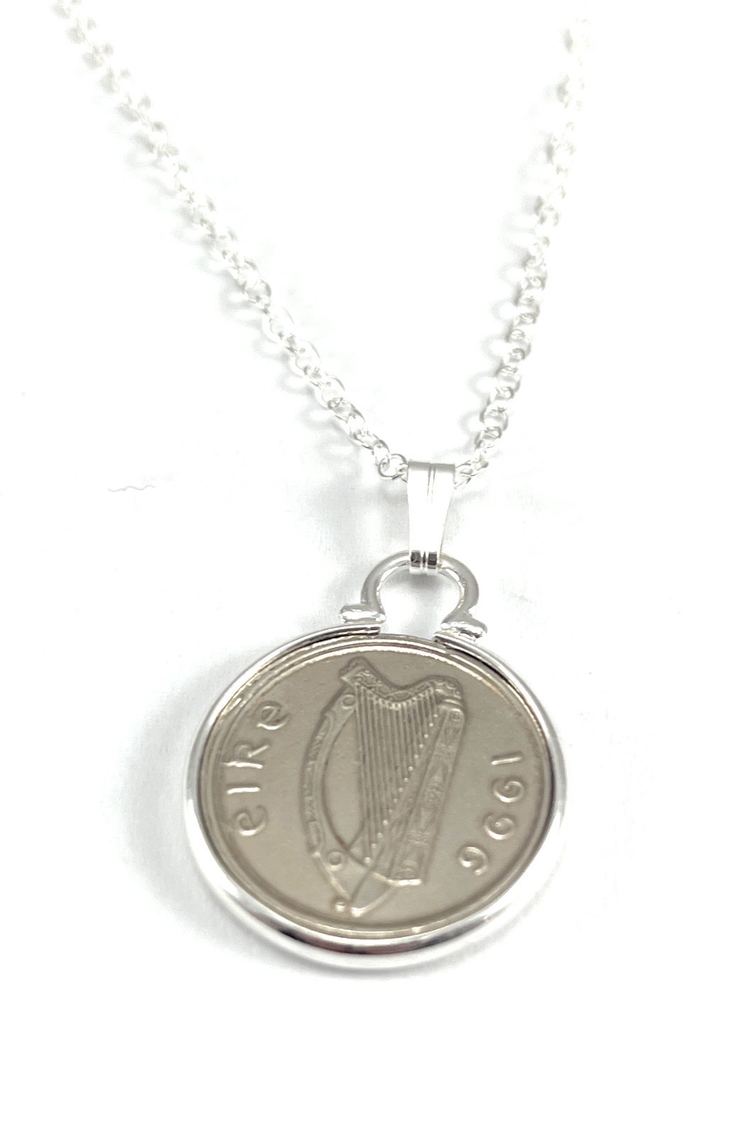 1996 30th Birthday Anniversary Irish coin Cinch pendant Silver Plated Mount