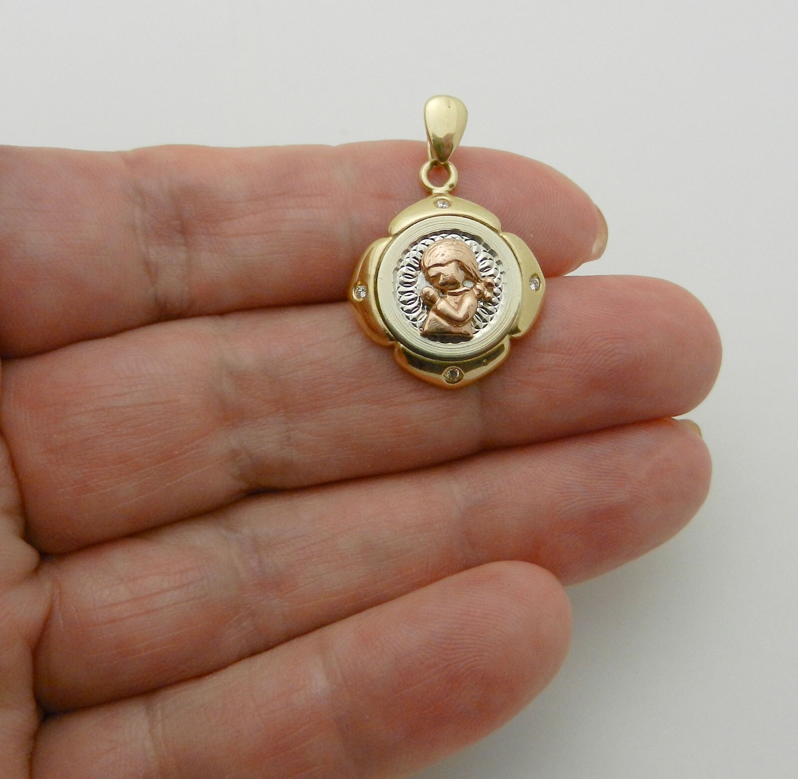 Beautiful Solid 14k Multi Tone Gold Praying little Girl Charm Pendant 3.4 grams