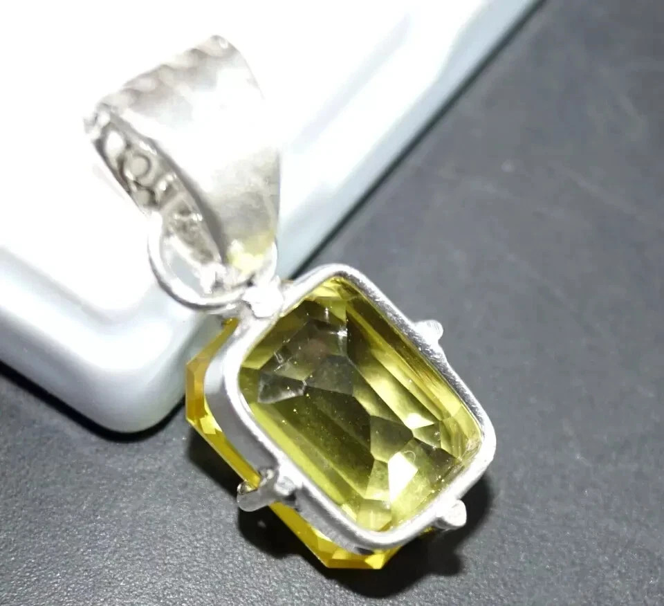 22 Ct Natural Yellow Sapphire Emerald Cut 925 Solid Silver Pendant Gemstone