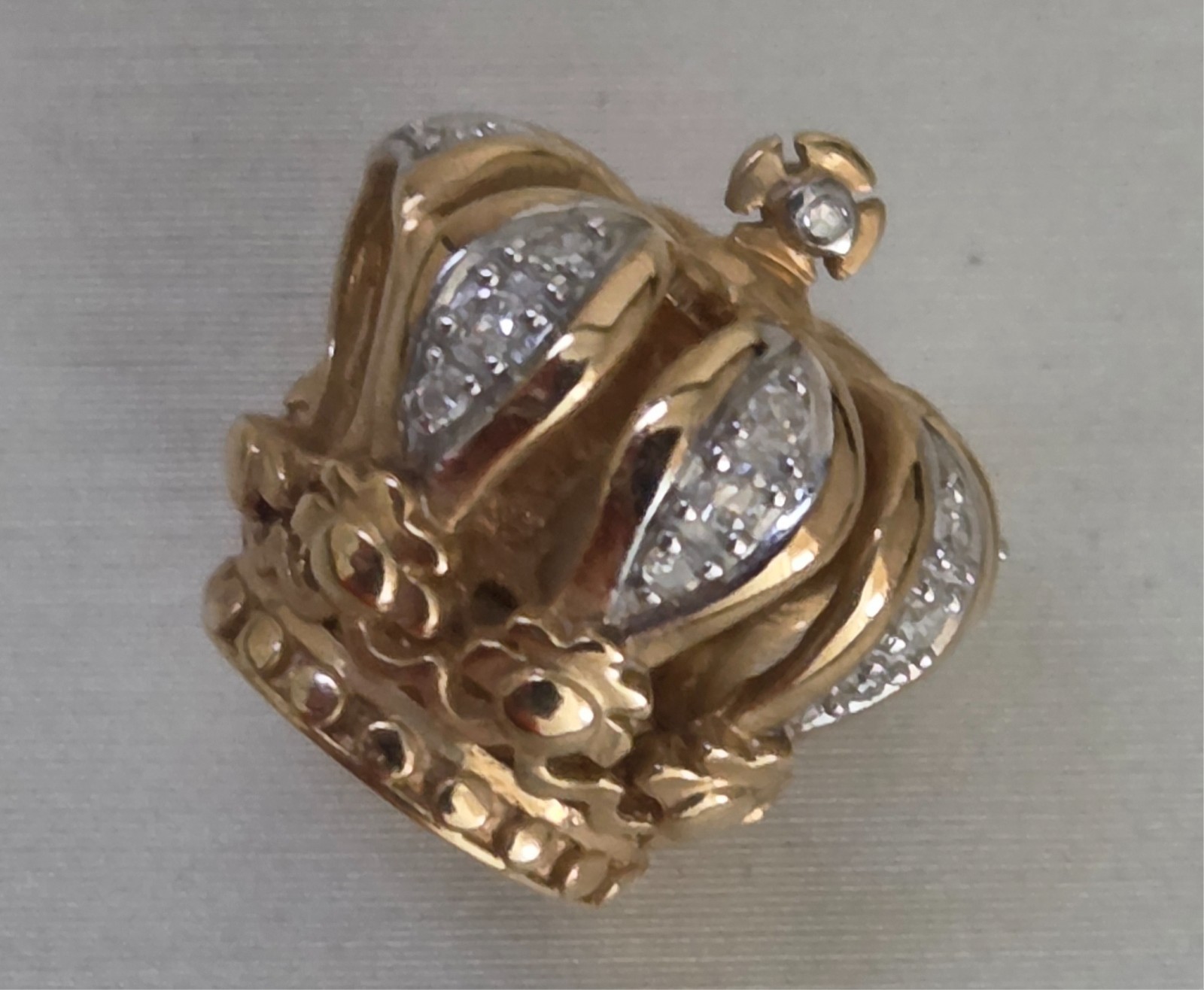 10K Crown with Diamonds Pendant – Charm from Michael Hill Jeweller Australia