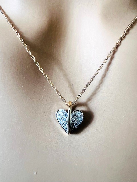 Estate 14K Multi-Tone Gold Diamond “Heart” Pendant Chain Necklace