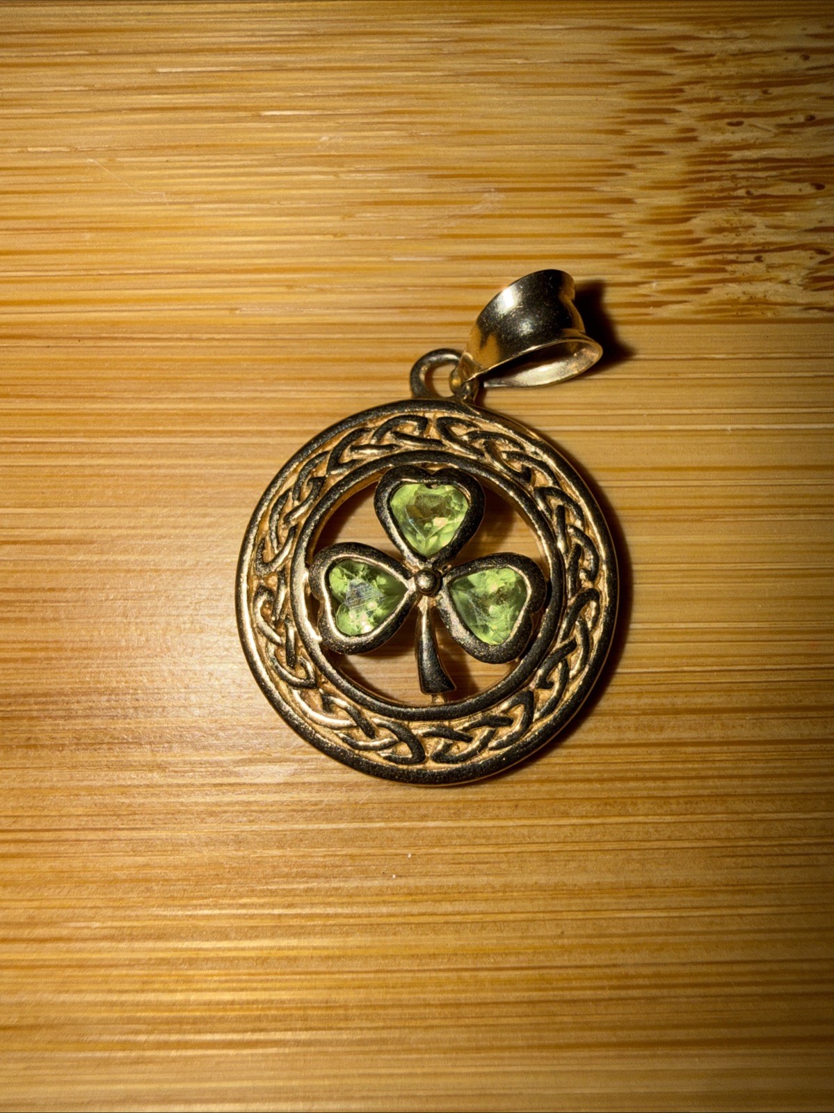 14k Yellows Gold Peridot Shamrock Pendant