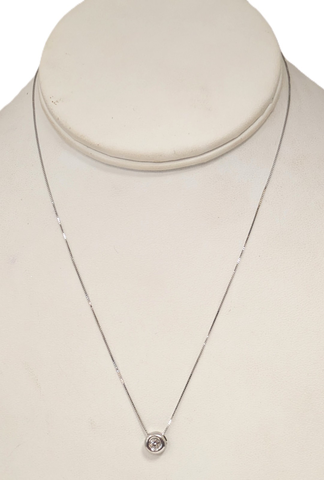 14K White Gold Diamond Pendent w/ Chain, 15-1/2″ Long