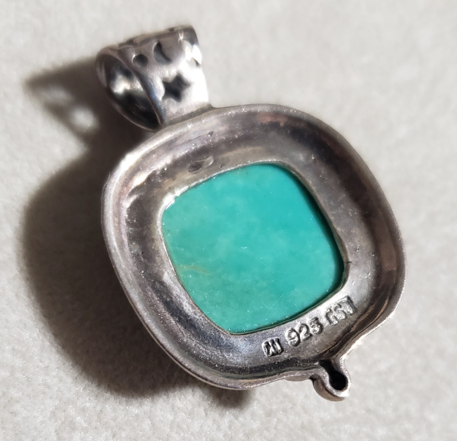 Sterling Silver Pendant with Green/Blue Stone 35mm Rope Design Marked 925