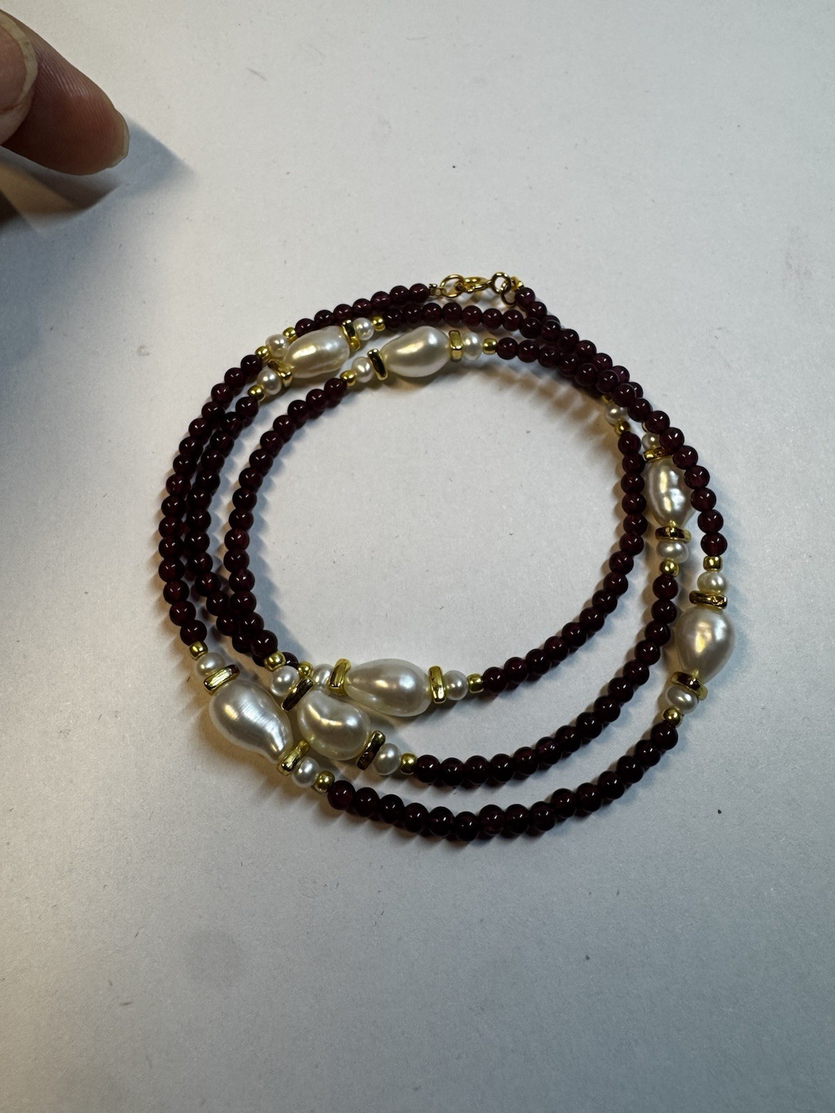 white pearl and garnet beaded 3-6mm necklace 925 sterling silver 21” bracelet