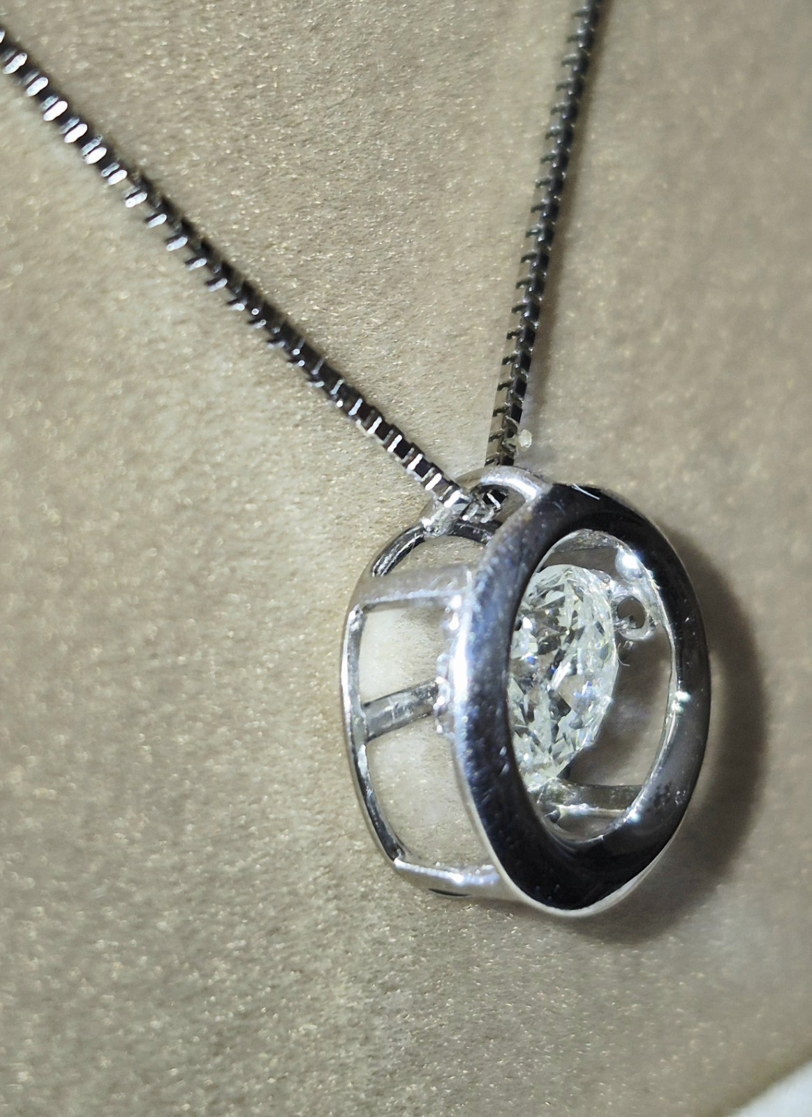 AMAZING HUGE PLATINUM COLORLESS EARTH MINED 1.19ct DIAMOND MOTION NECKLACE $9600