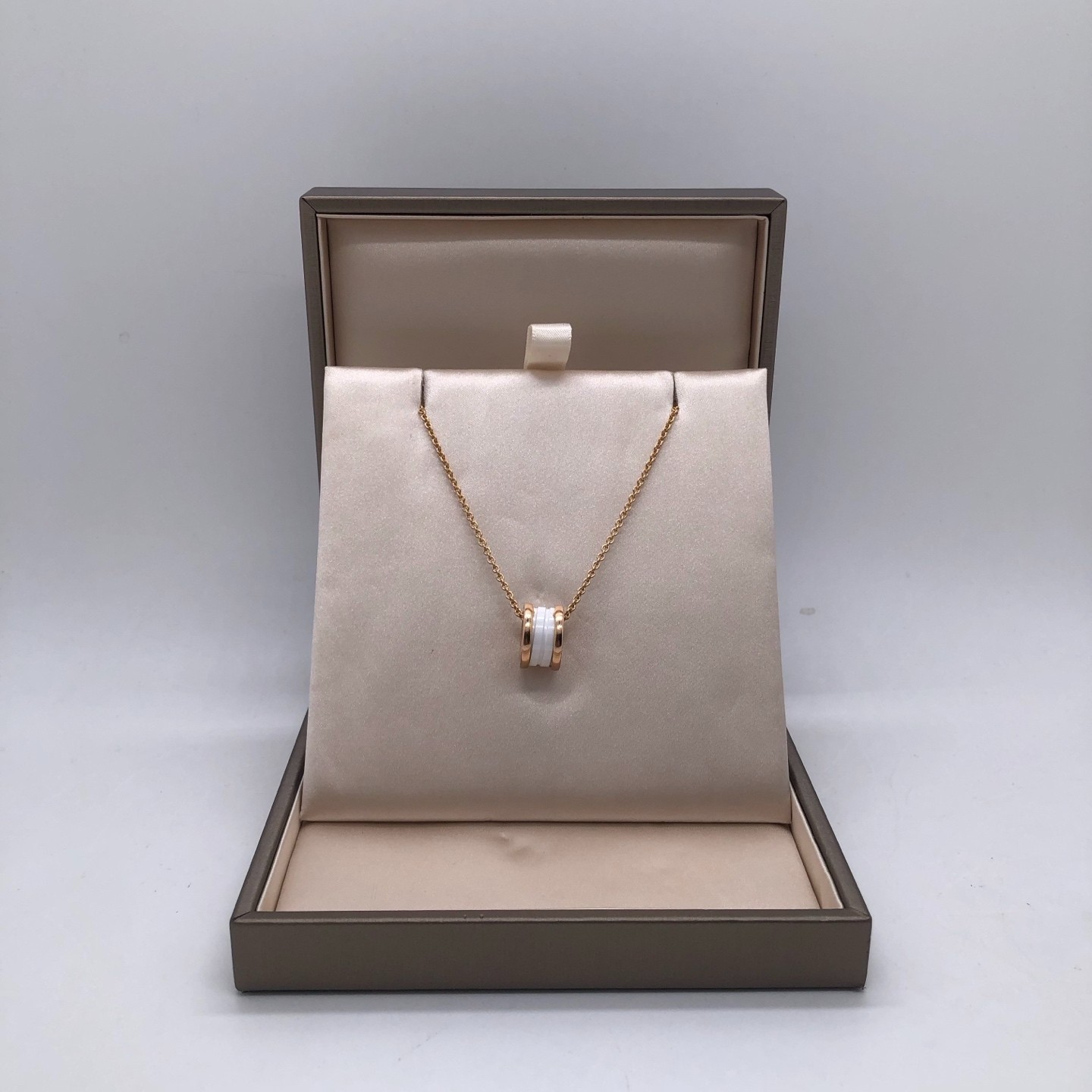 Bvlgari B.zero1 Necklace 18K Rose Gold White Ceramic Pendant