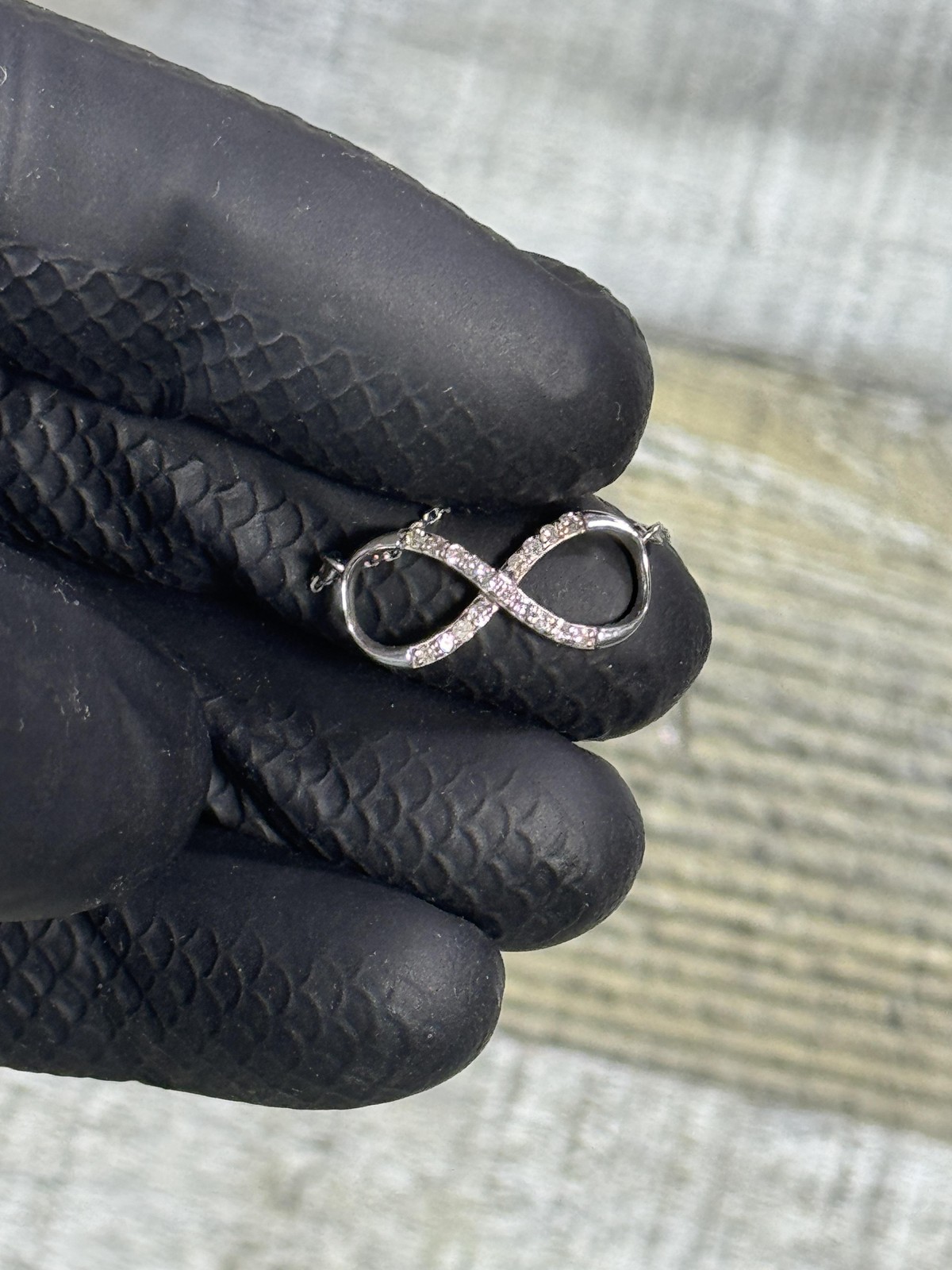 2.4 Grams 14K White Gold Pave Diamond Infinity Pendant Necklace Chain Tested