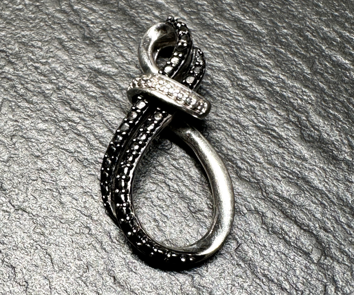 JWBR STERLING INFINITY TWIST TWO TONE PENDANT E574