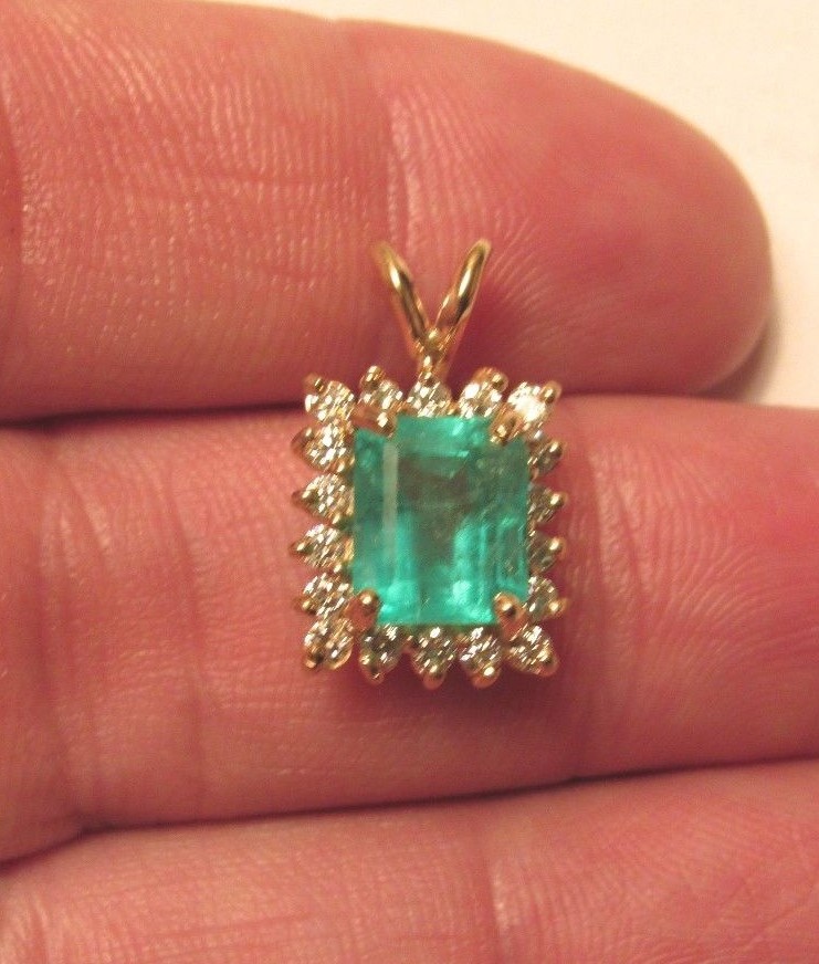 2.84 CARAT EMERALD GIA CERTIFIED PENDANT – WITH 18 ( .54 TCW ) E COLOR DIAMONDS