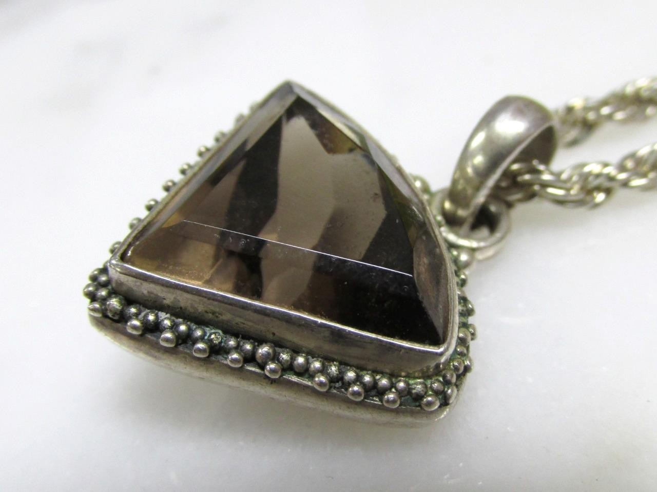 Sterling Silver Unknown Stone Pendant w/ 18″ Sterling Rope Chain ~ 22g ~ 1-C131