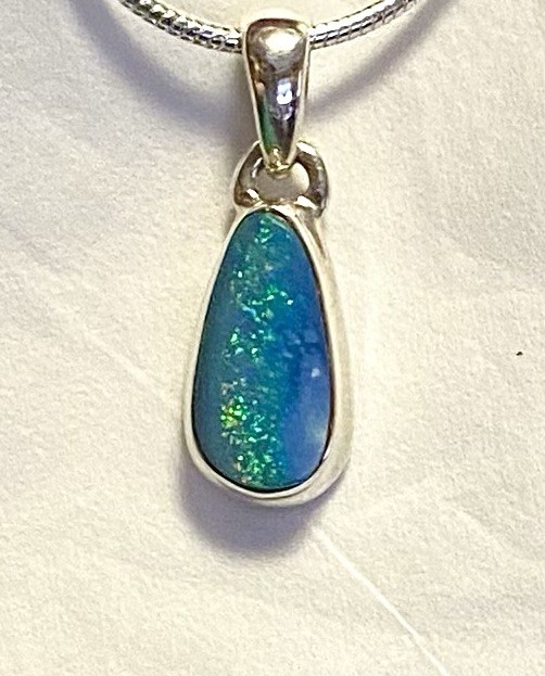 Natural Australian Opal Pendant 7/8” 925 Sterling Silver 🌹