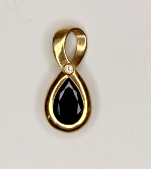 Vintage NARCO 14k Yellow Gold Black Onyx Teardrop Diamond Accent Slide Pendant