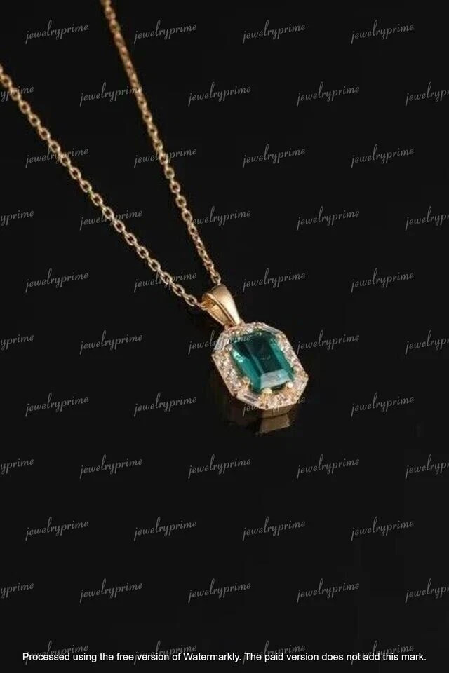 Emerald Cut Green Emerald 2Ct Lab Created Women’s Pendant 14K Yellow Gold Plated