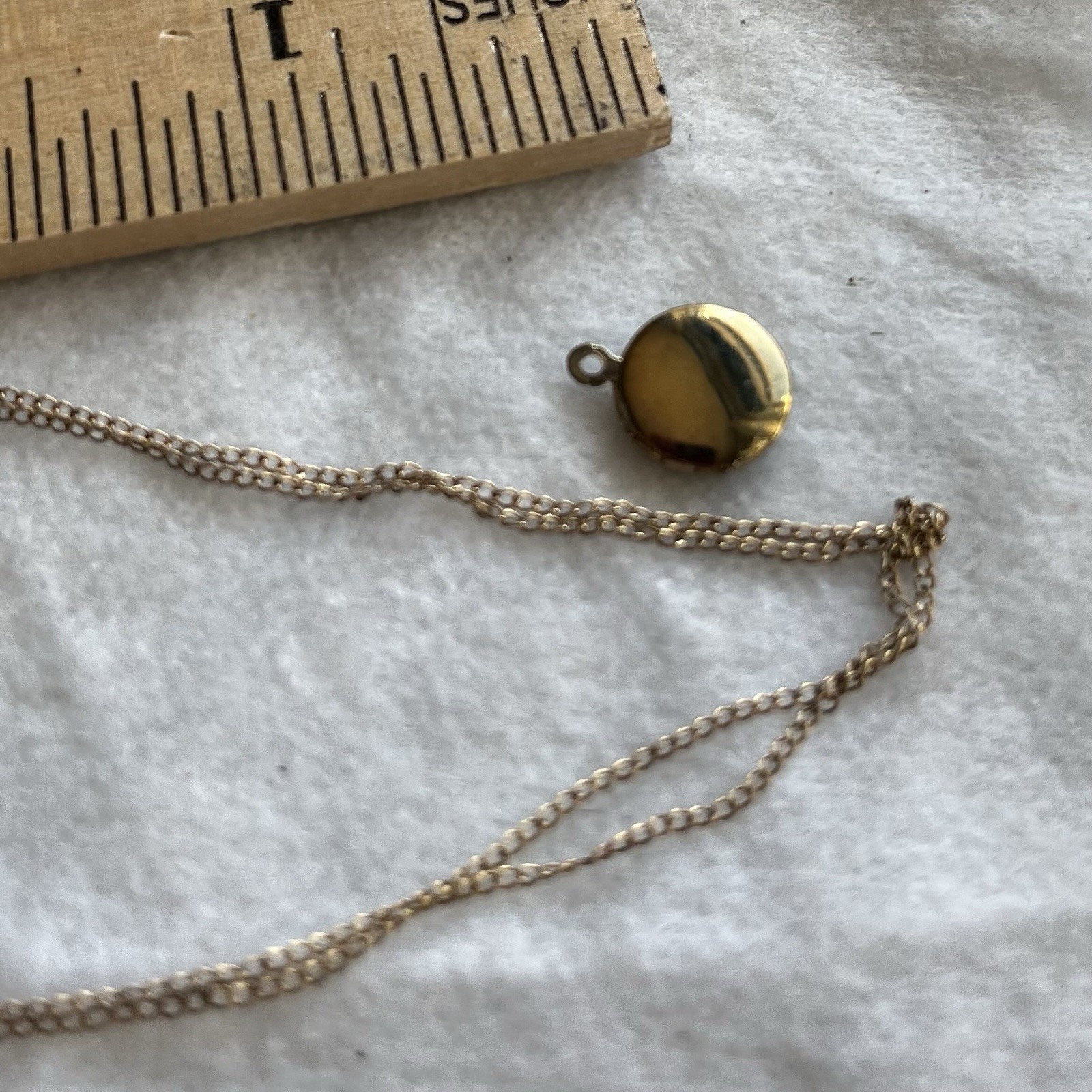 14k Gold Filled Round Locket and 18in Chain Spring Ring Adult or Child