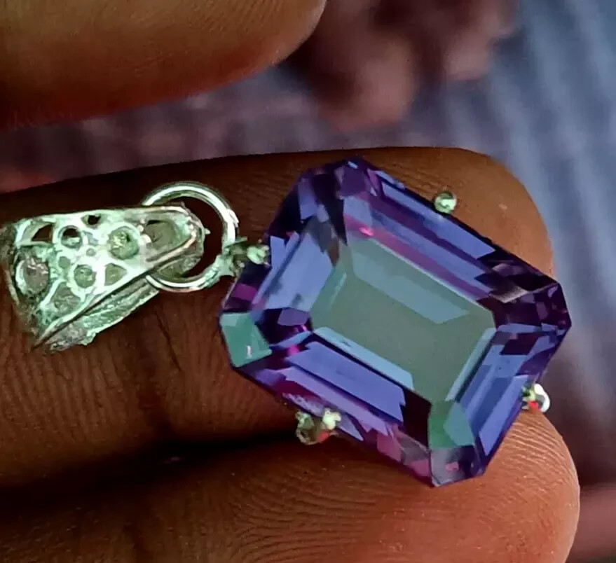 Natural 27.20 CT+ Color Change Alexandrite Certified Gemstone Pendant 925 Silver