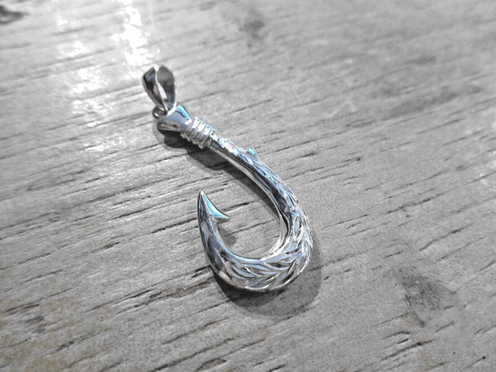 19MM SOLID 925 SILVER 2SIDED ENGRAVED HAWAIIAN SCROLL MAILE FISH HOOK PENDANT #2