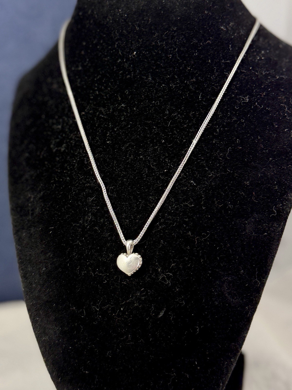 LAGOS CAVIAR Sterling Silver Beaded Edge 3-D Puffy Heart Pendant Necklace