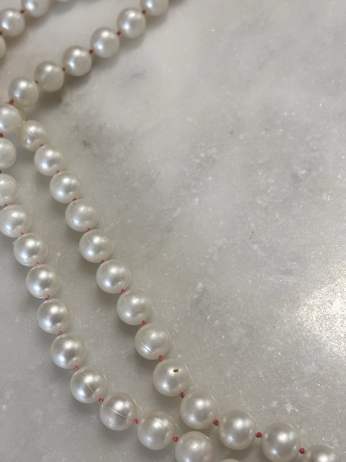 Vintage Long Faux Pearl Beaded Necklace – Classic White Plastic Strand Retro