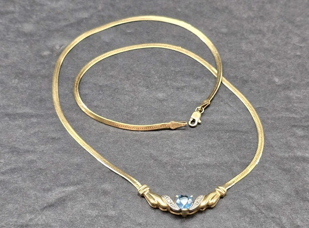 Italy 14k Solid Gold Herringbone Chain Topaz Necklace 6.27g – Scrap or Wear