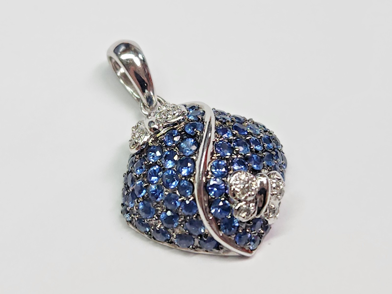 GORGEOUS 14kw Cushion Pave’ Blue Sapphire & Diamond Butterfly Accent Pendant