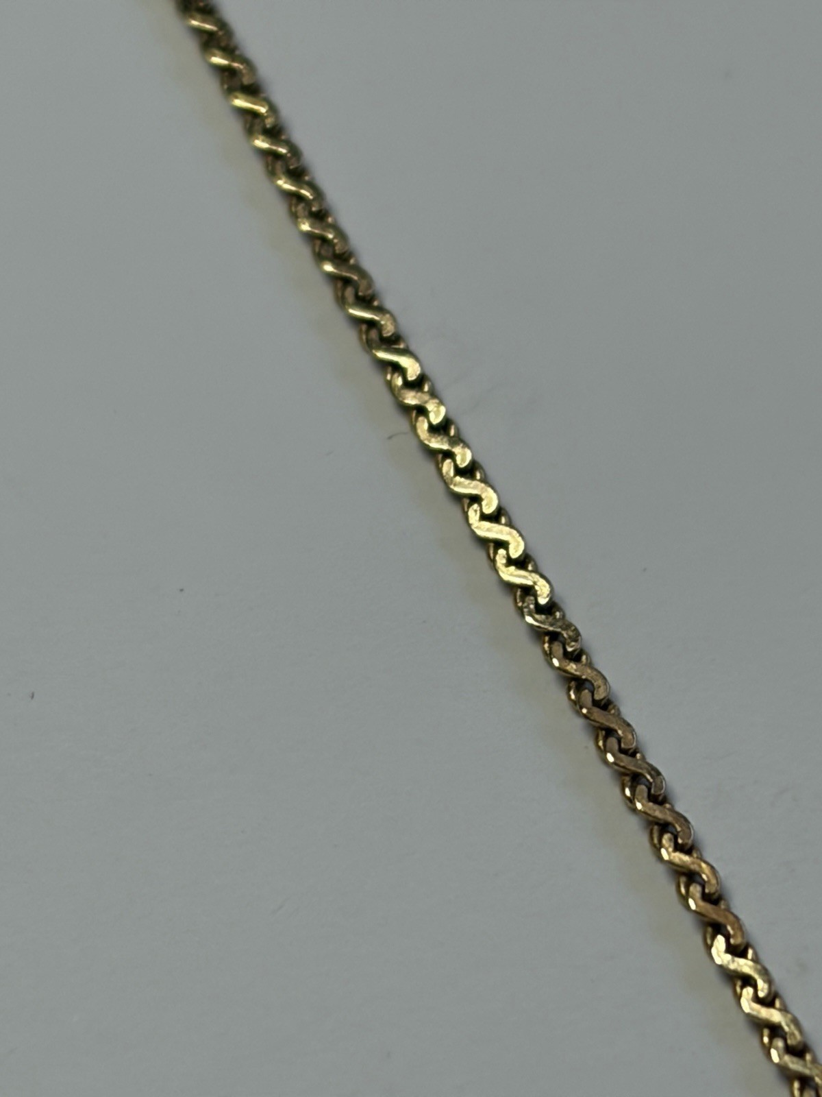 Solid 14k Yellow Gold Serpentine necklace. 1MM 20 inch 2G Gold