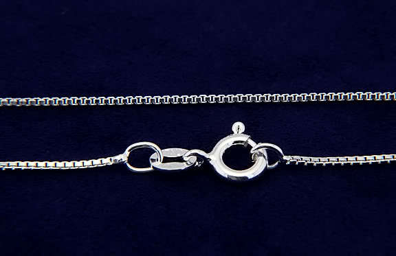 ITALIAN STERLING SILVER 22″ BOX CHAIN 0.8mm
