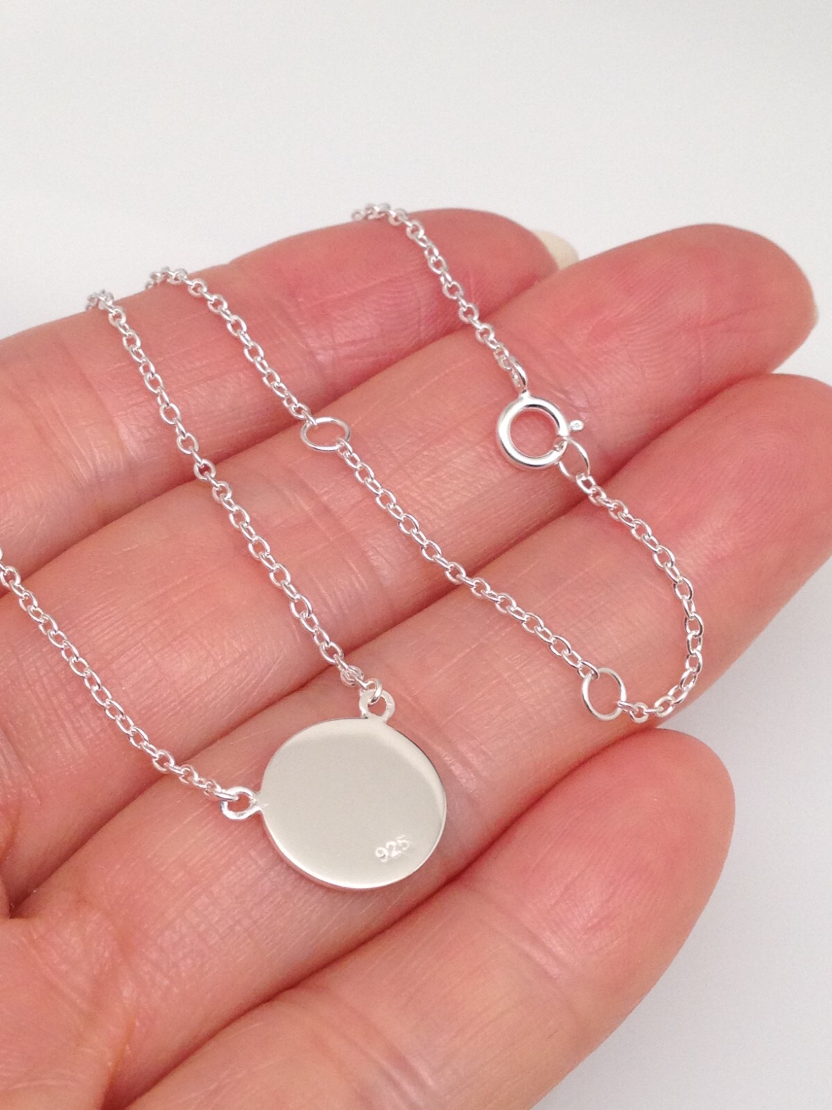 925 Sterling Silver Plain Disc Circle Pendant Necklace Tiny 10.8mm 17.25″ Women