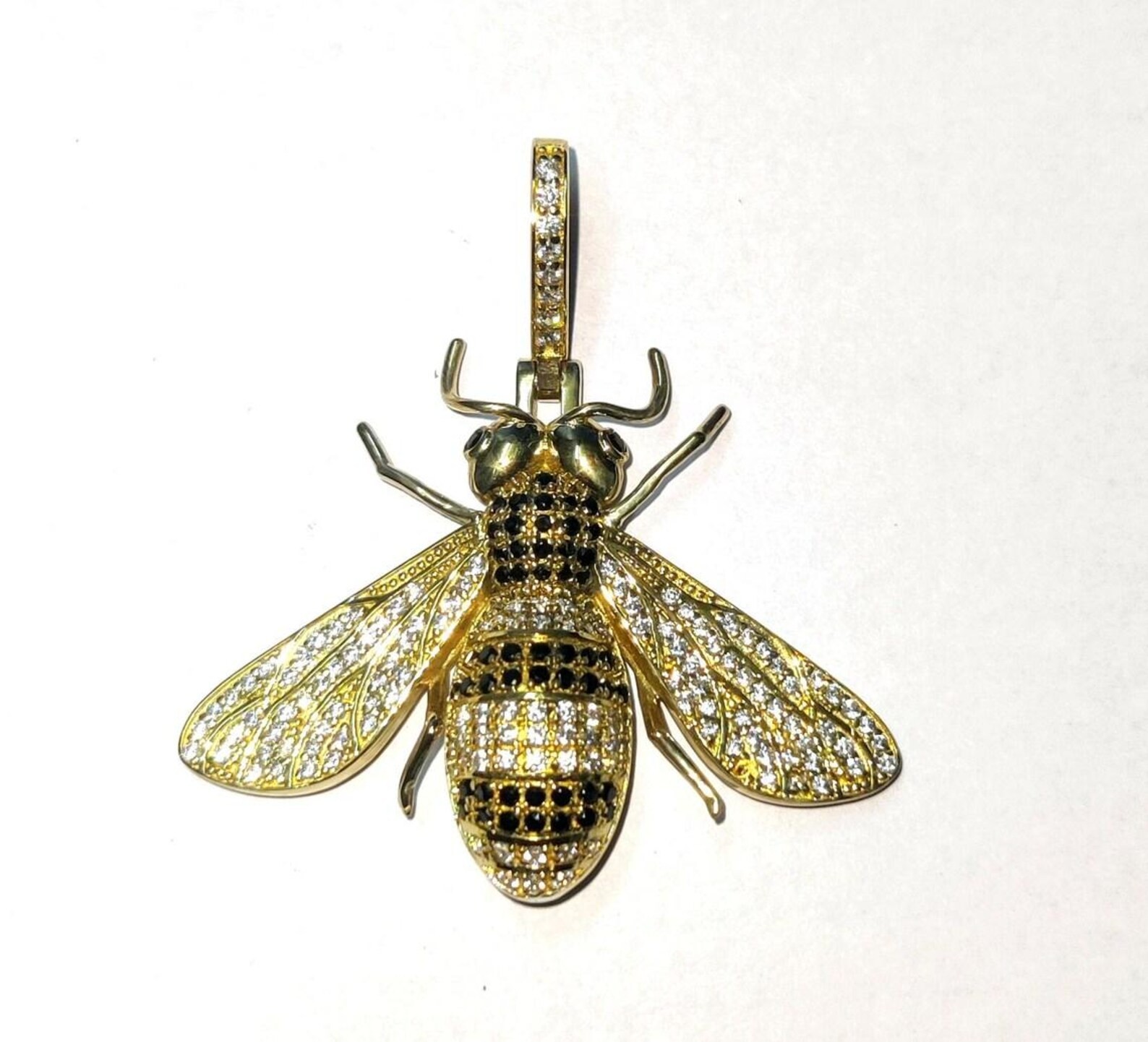 Honey Bee Pendant VVS1 Passing Moissanite 3Ct Round Cut 14K Yellow Gold Plated