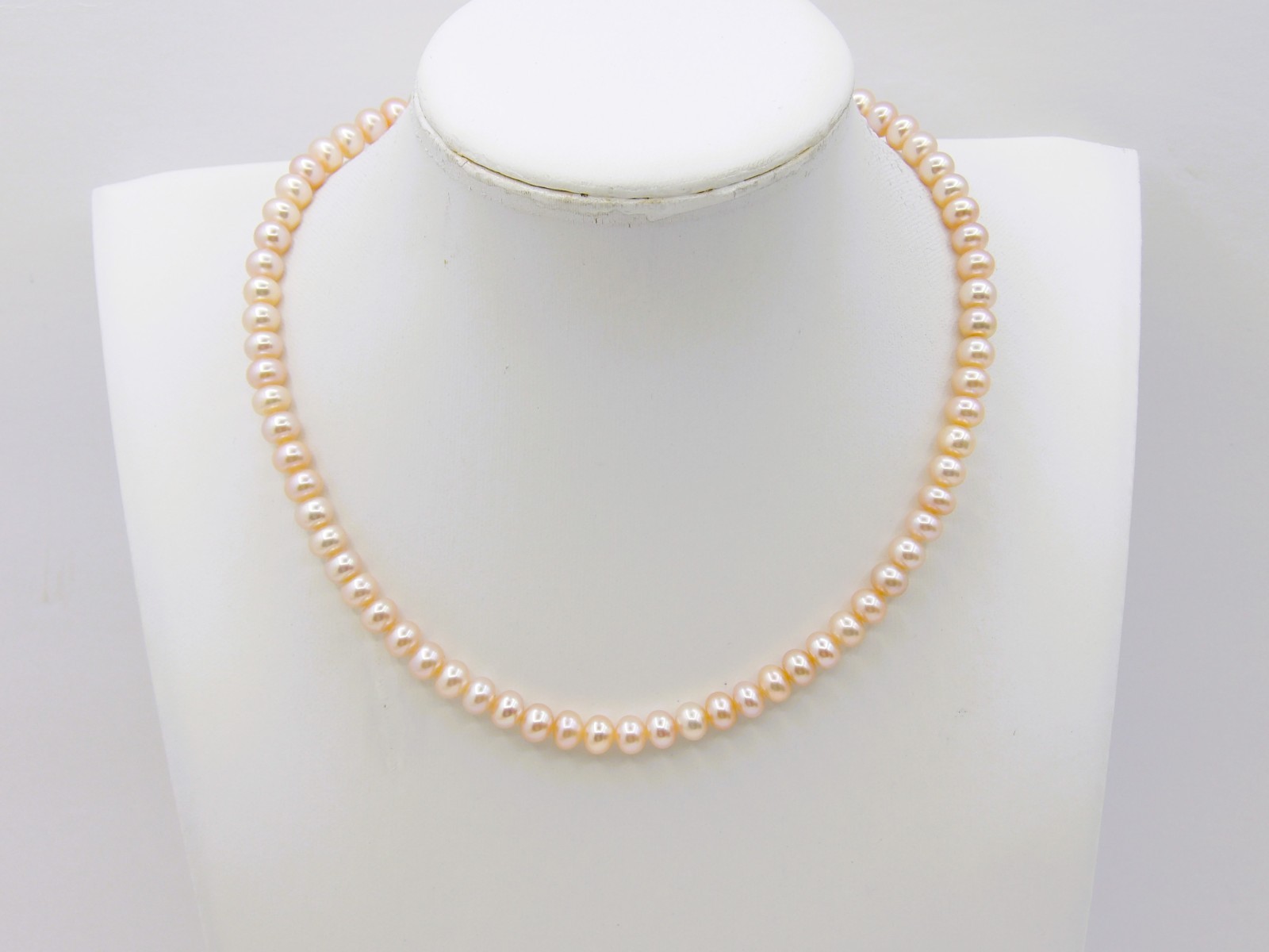 14″ inches Long Quality Button Genuine Freshwater Pearl Necklace NK893