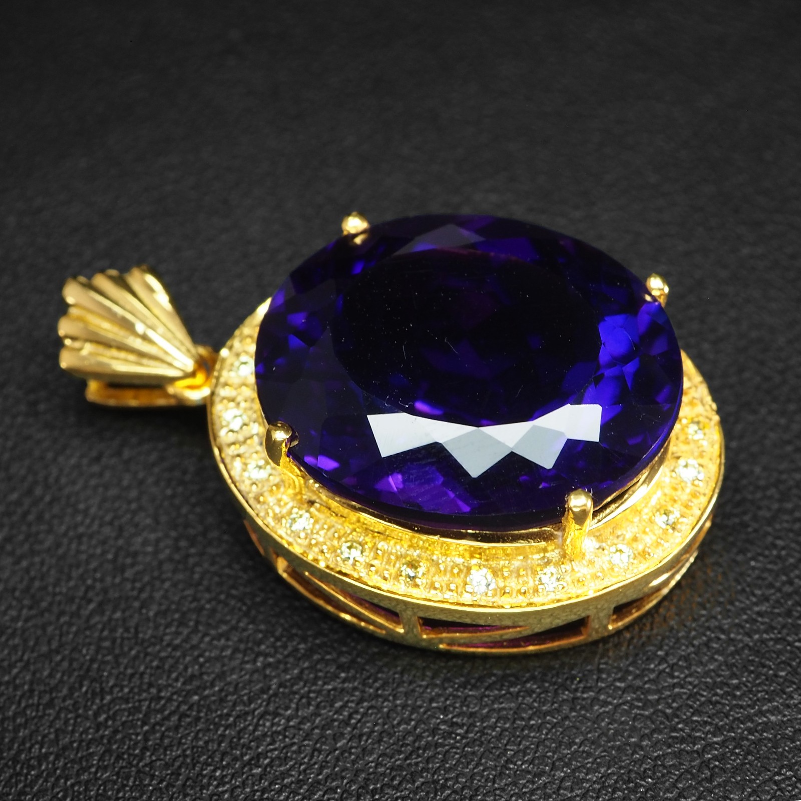 24K Gold 925 Sterling Silver Pendants Dazzling Rich Purple Amethyst Oval 22.15Ct