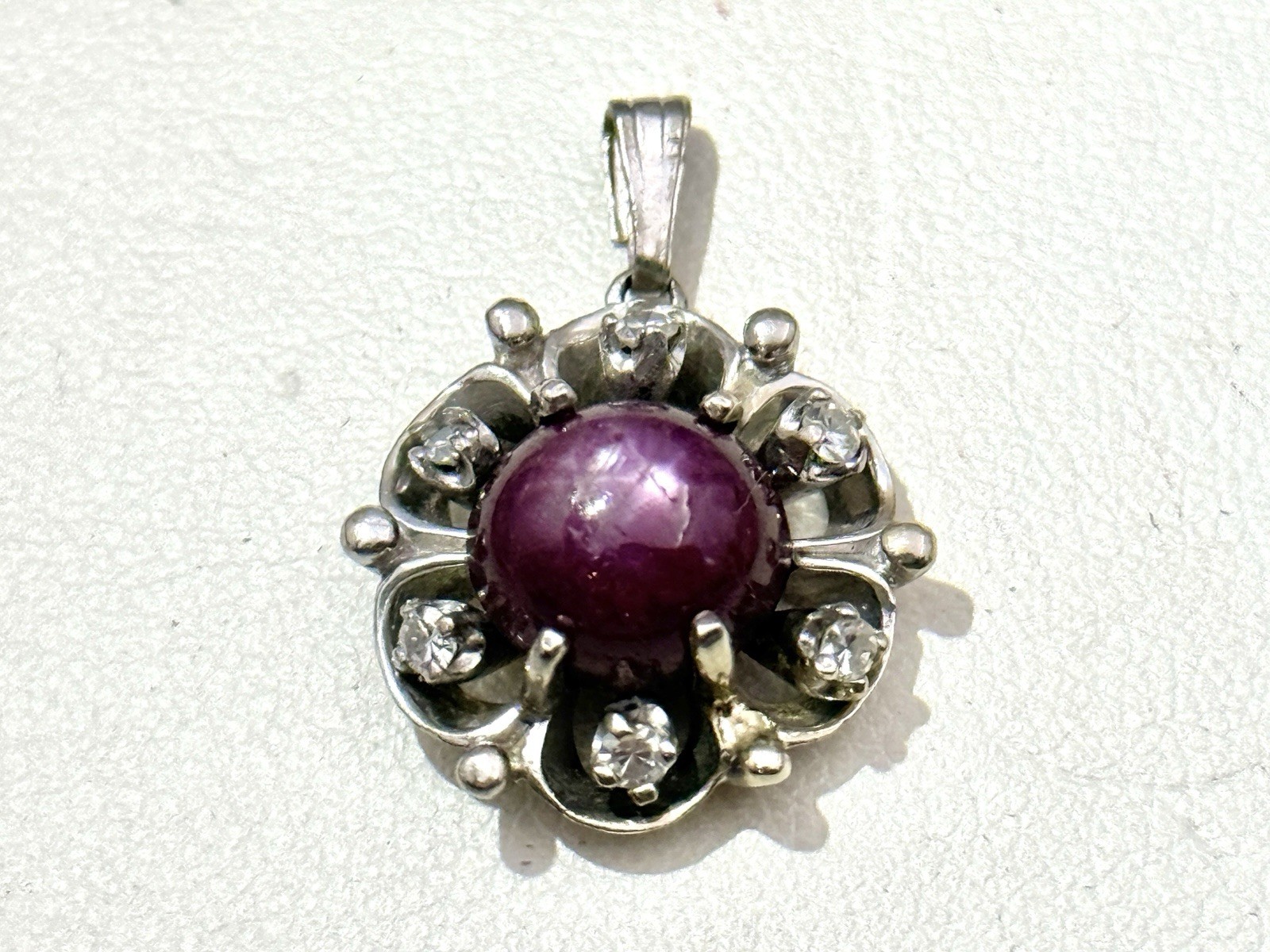 Vintage 14K White Gold Natural Star Ruby And White Sapphire Cluster Pendant ￼