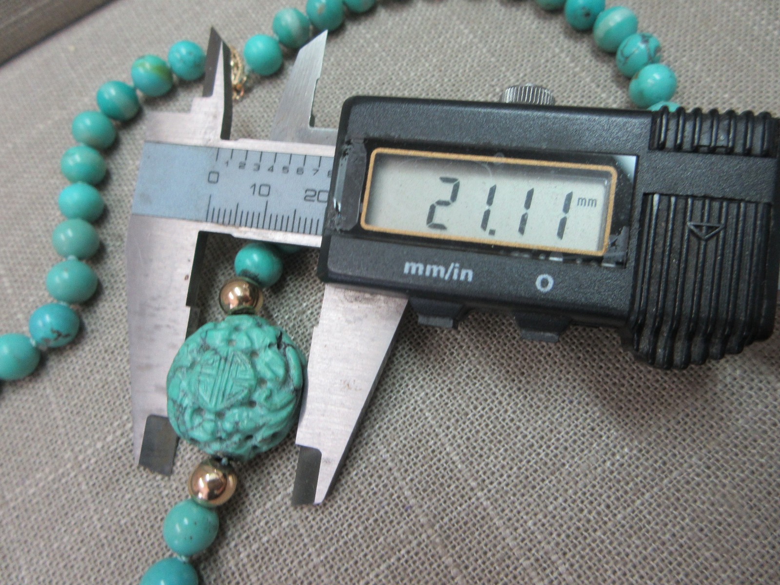 Vtg 14K Fishhook Clasp Turquoise Beads & Carved “Shou” Bead Necklace 18″ 39.7 G