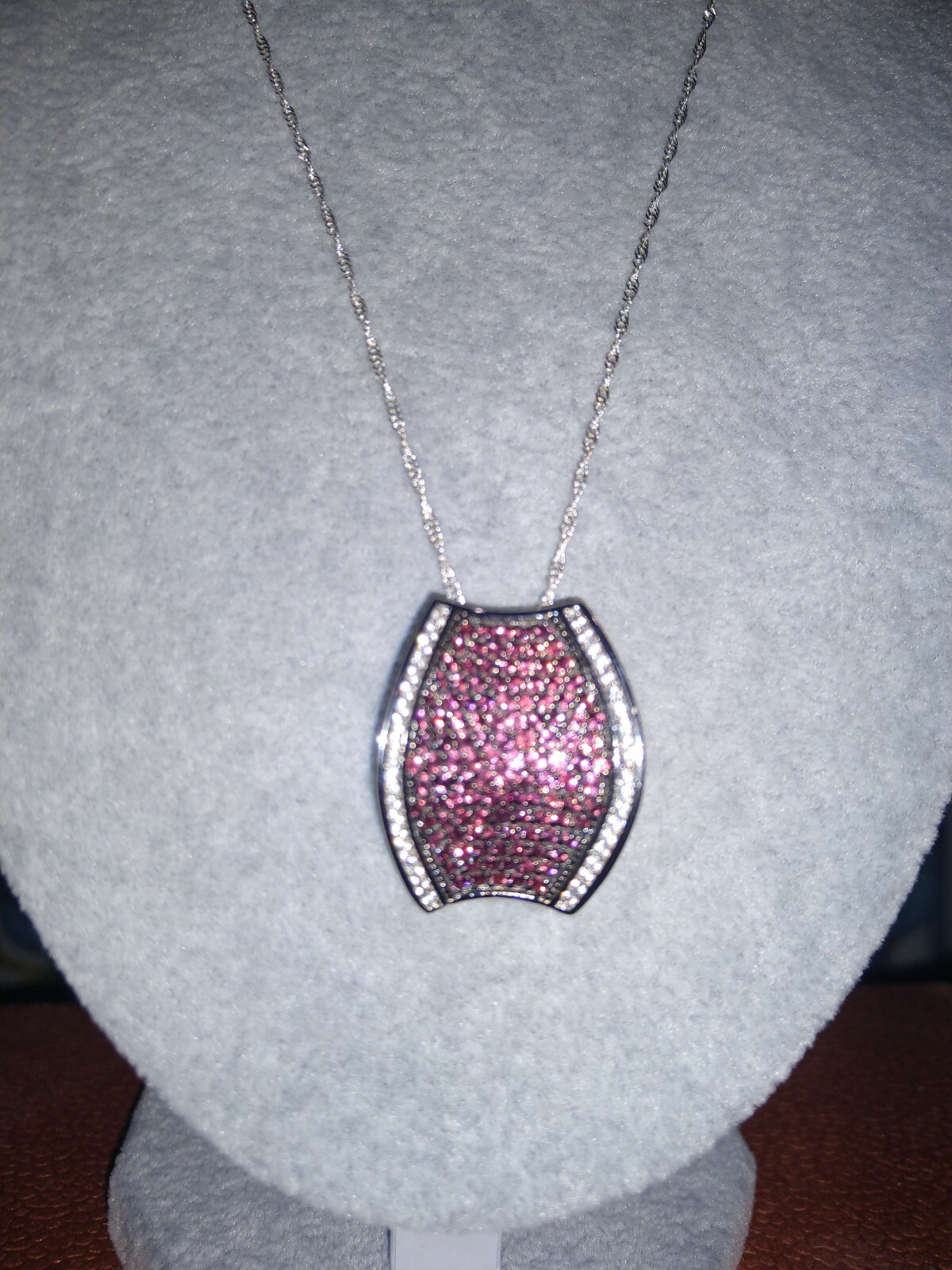 ,TCW=3.16,5.4gmSlvrOrissaRhodoliteGarnet,WhiteZircon Pndnt/18″Ncklce,Blk Rhod/SS