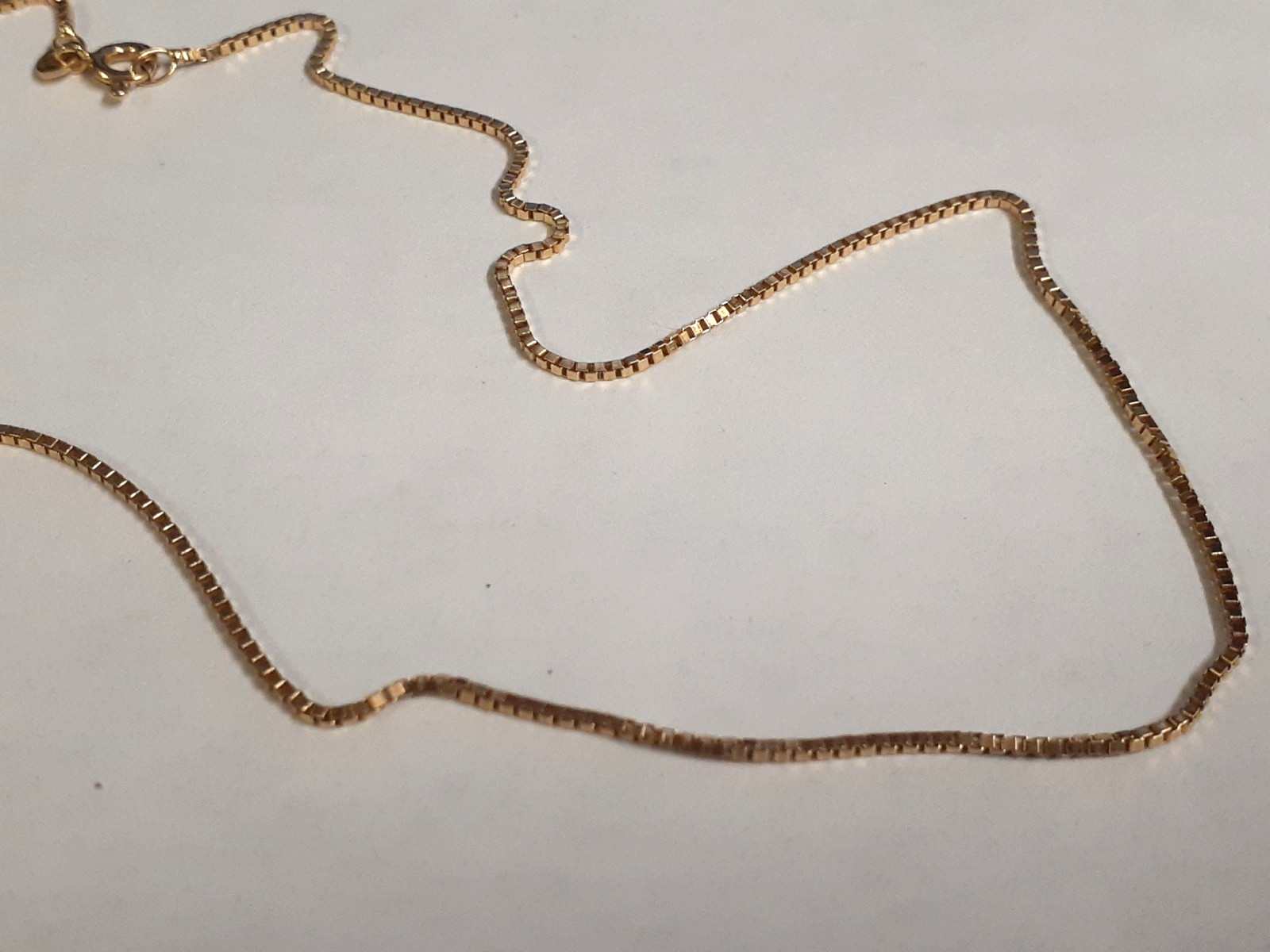 (RI4) 14k Yellow Gold Box Link Chain / Necklace (3.4 Grams) Size 18″