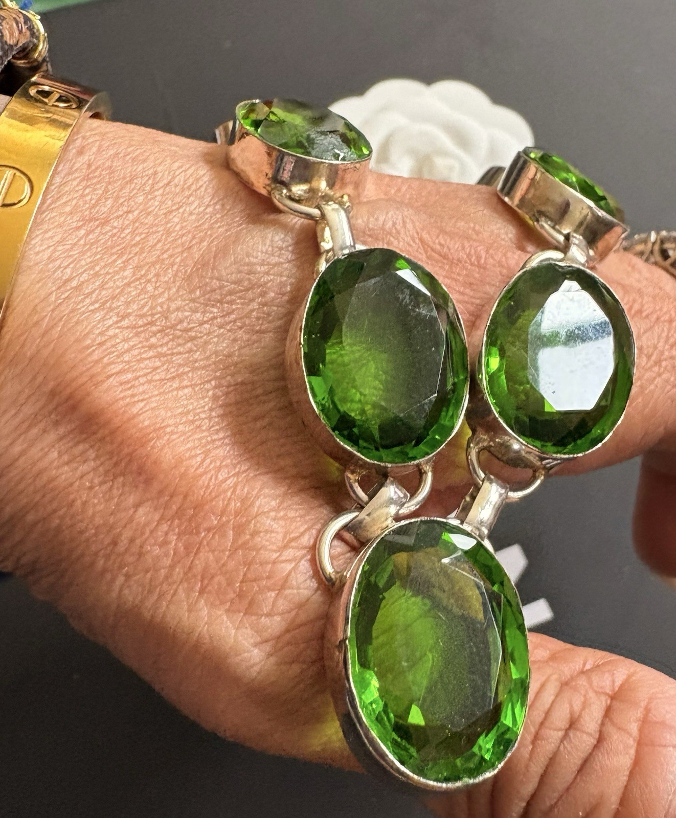 Peridot green oval station graduated necklace 52 Grams – Adjustable
