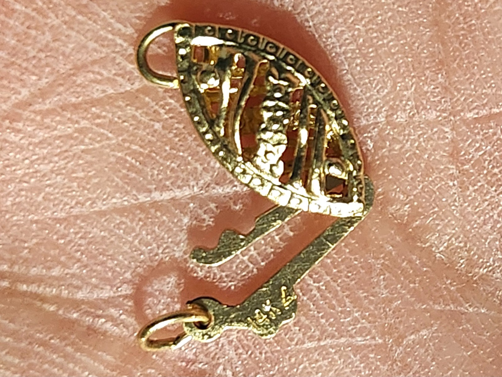 14k Solid Yellow Gold fish hook clasp , 0.33 gr. 15 mm (i Combine shipping)